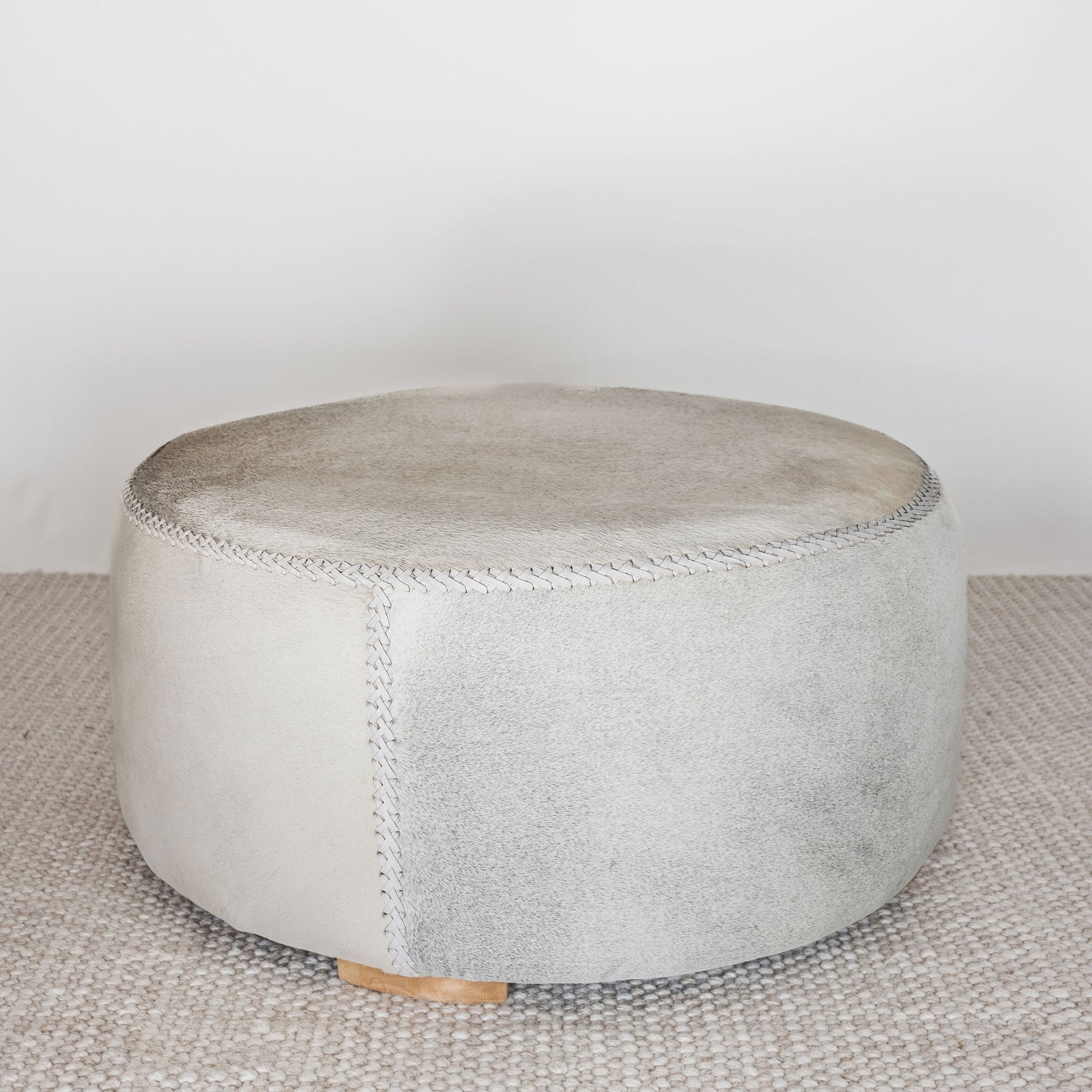 Round Cowhide Ottoman (XL) No.6