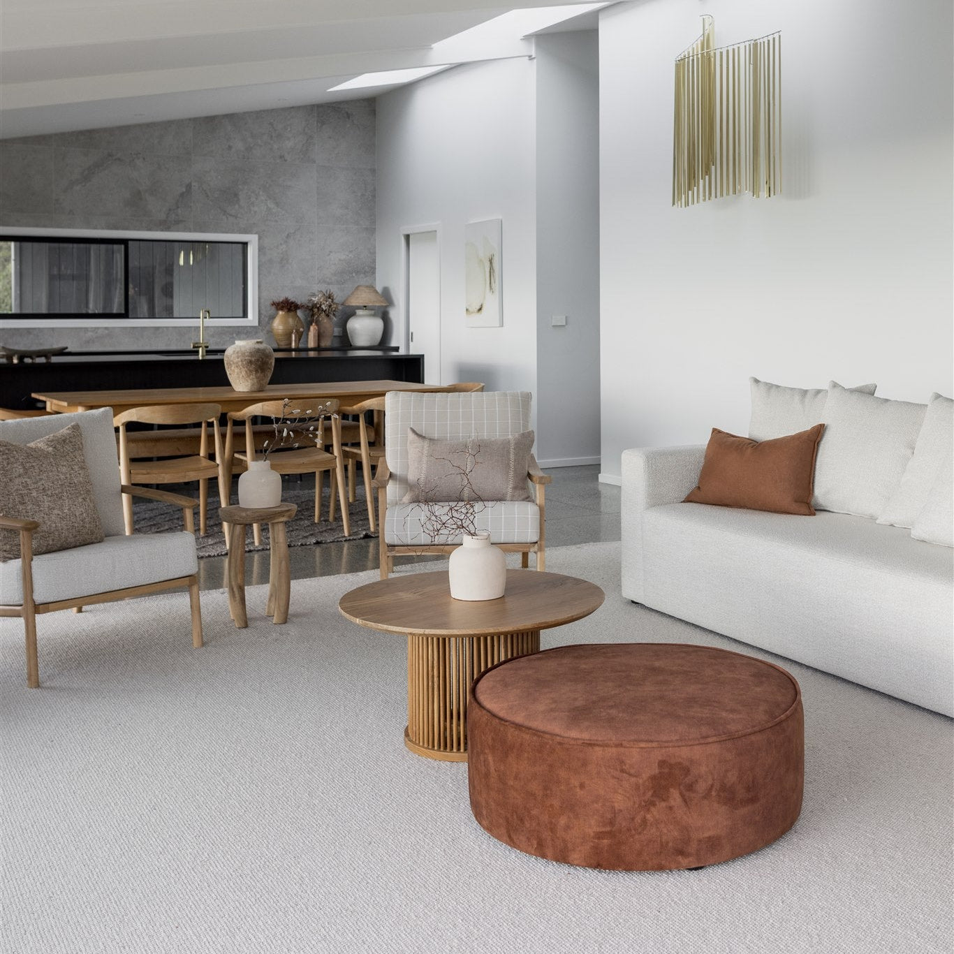 Round Velvet Floor Pouff Ottoman (Cinnamon)