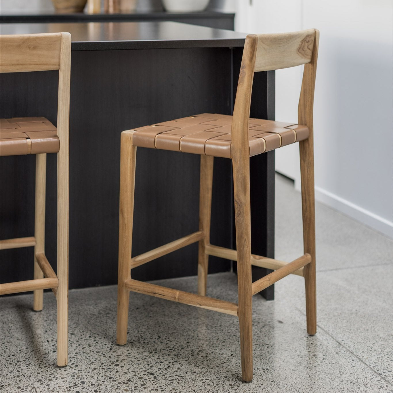 Bar Stools Used Serengeti Bar Stool (Tan Leather, Natural Teak)