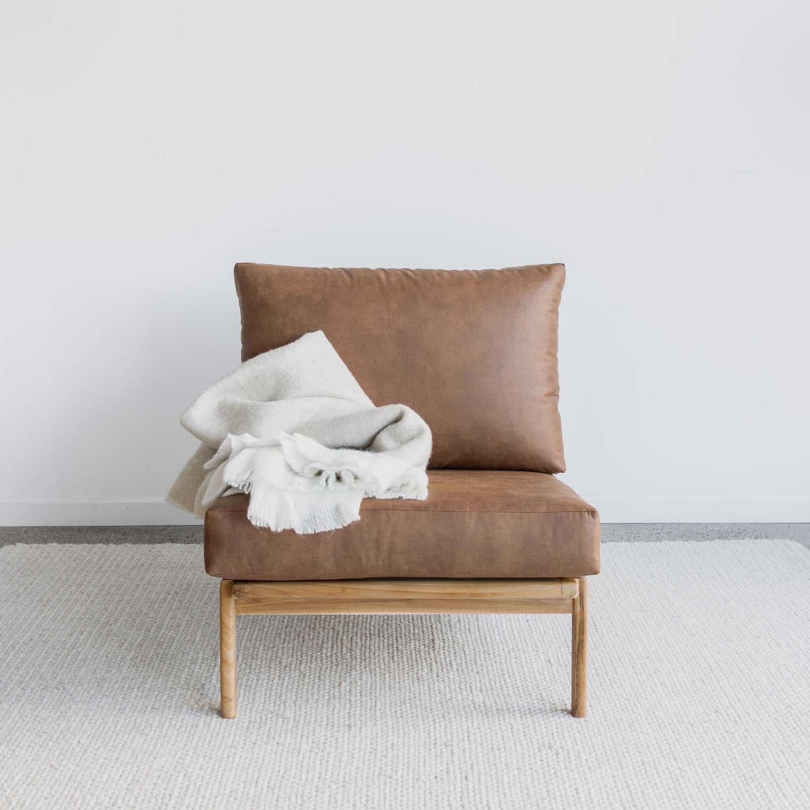 Oversized Lounge Chair (Tan)