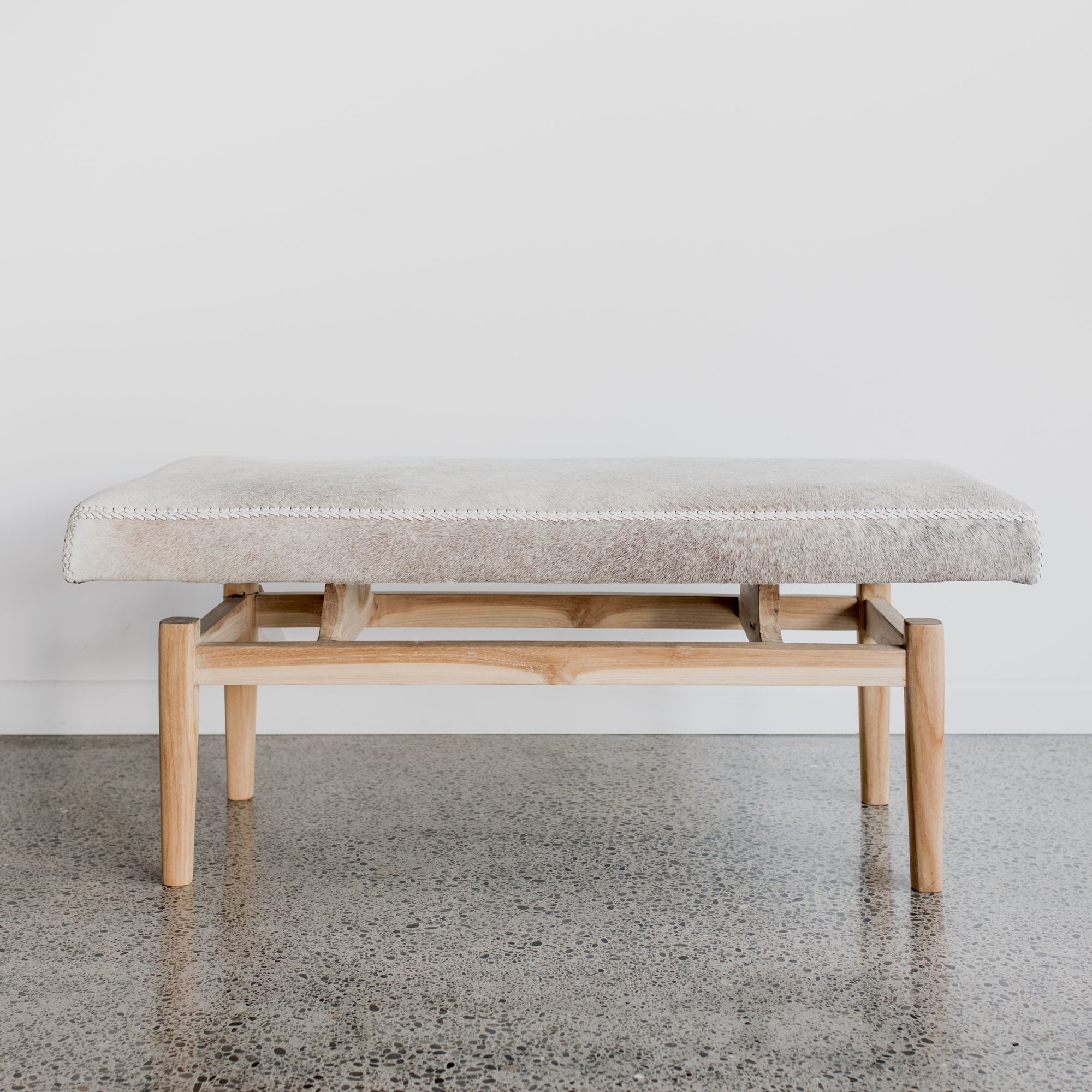 Argentinean Cowhide Bench (M)