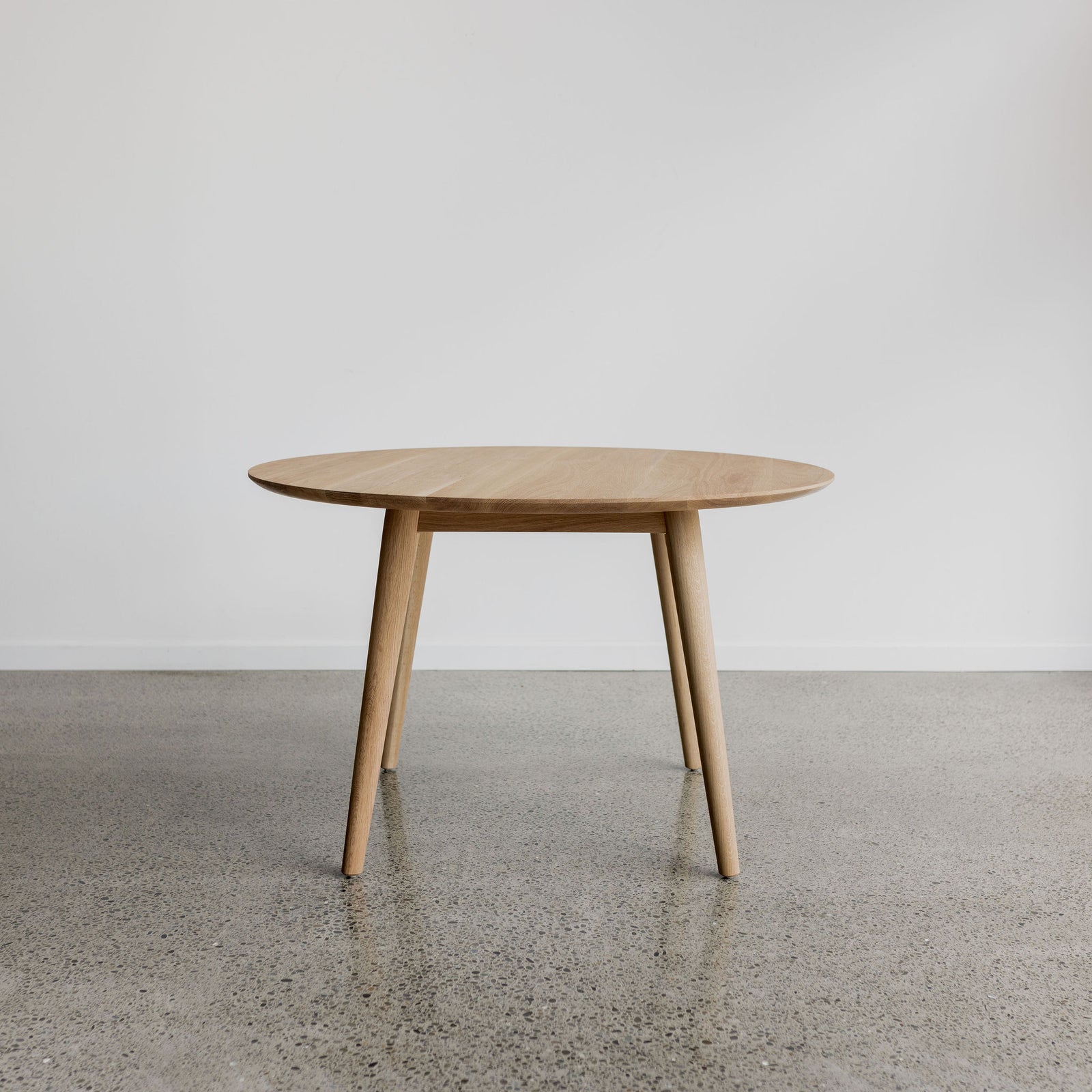 Classic Round Oak Dining Table - various finishes