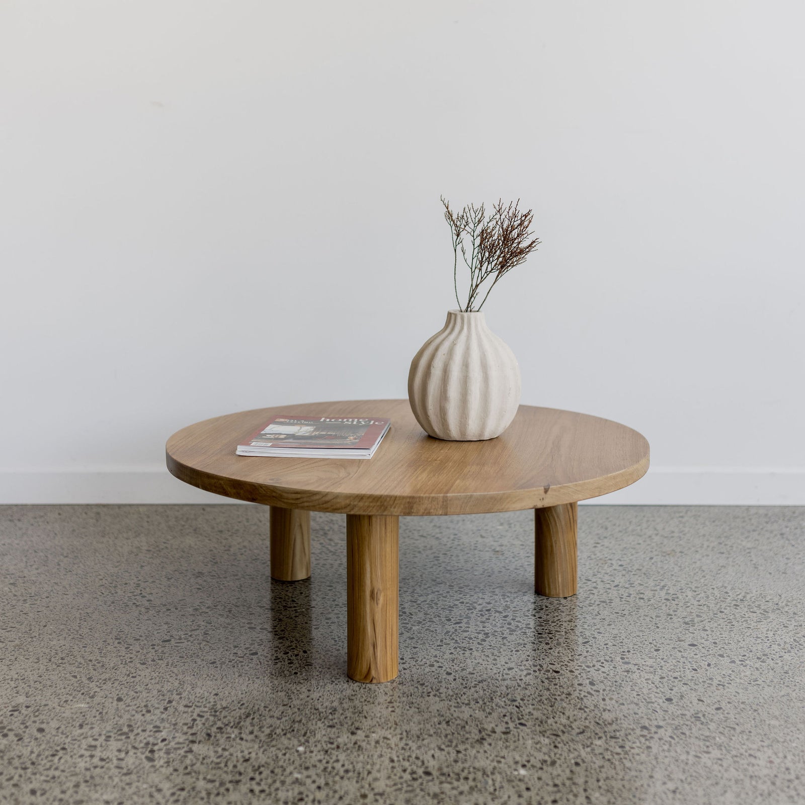 Round Lo Coffee Table