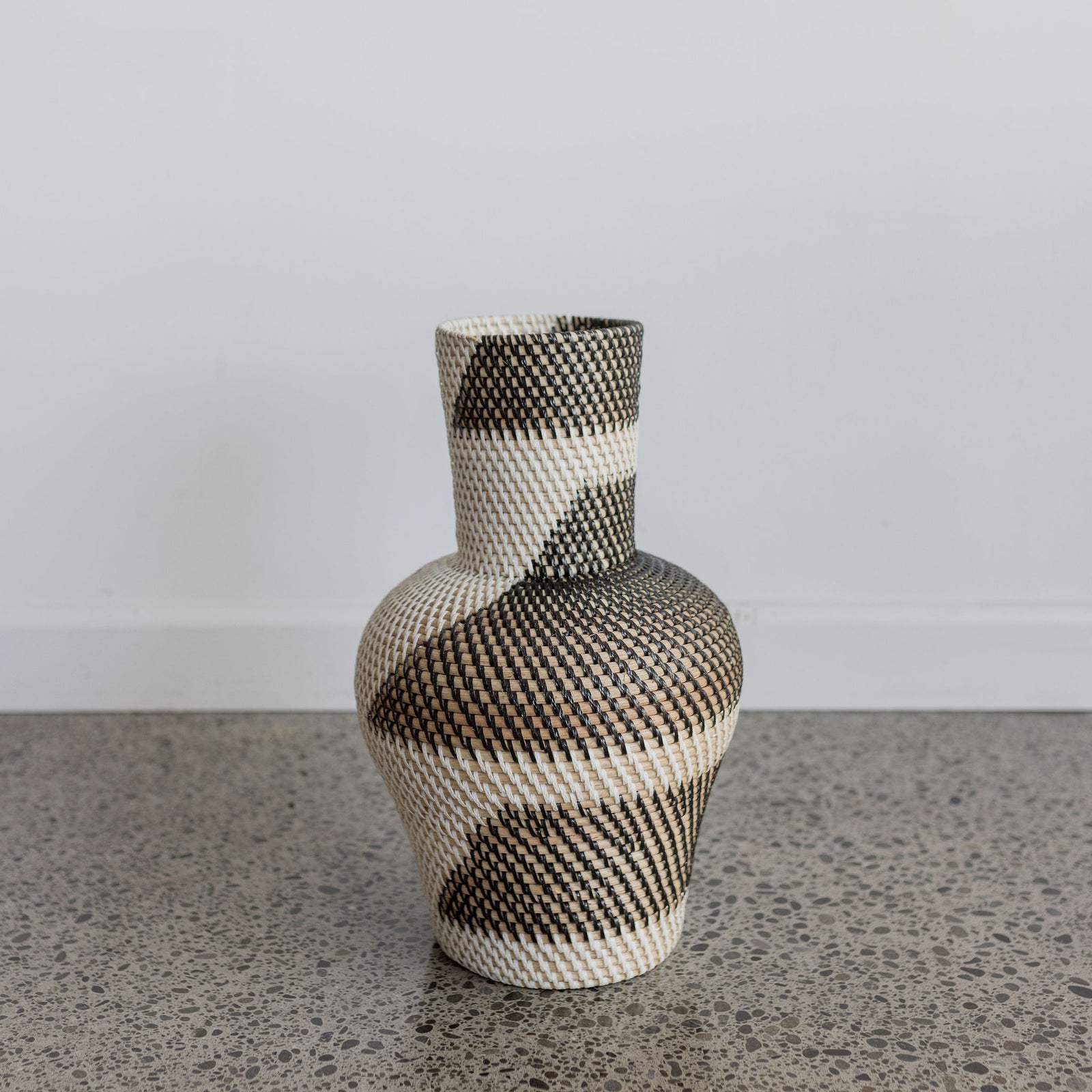 Black and White Rattan Vase (L)