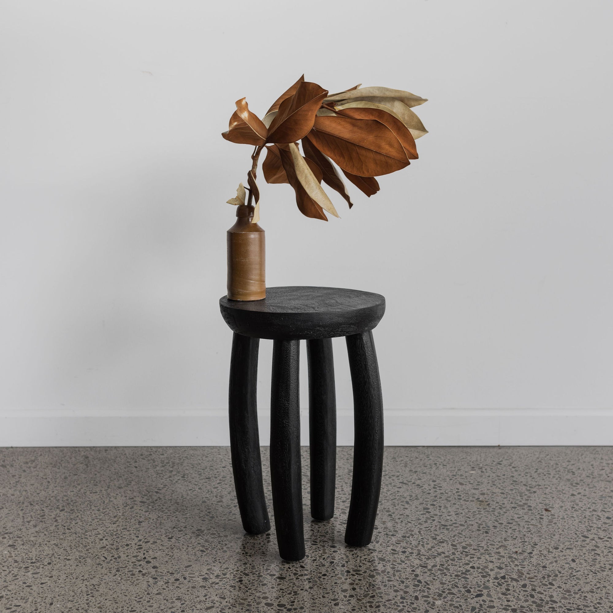 African Side Table (black)
