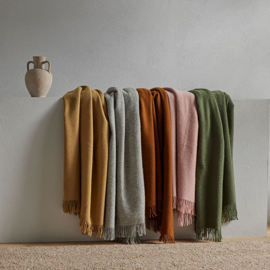 Lambswool Throw (Rose)