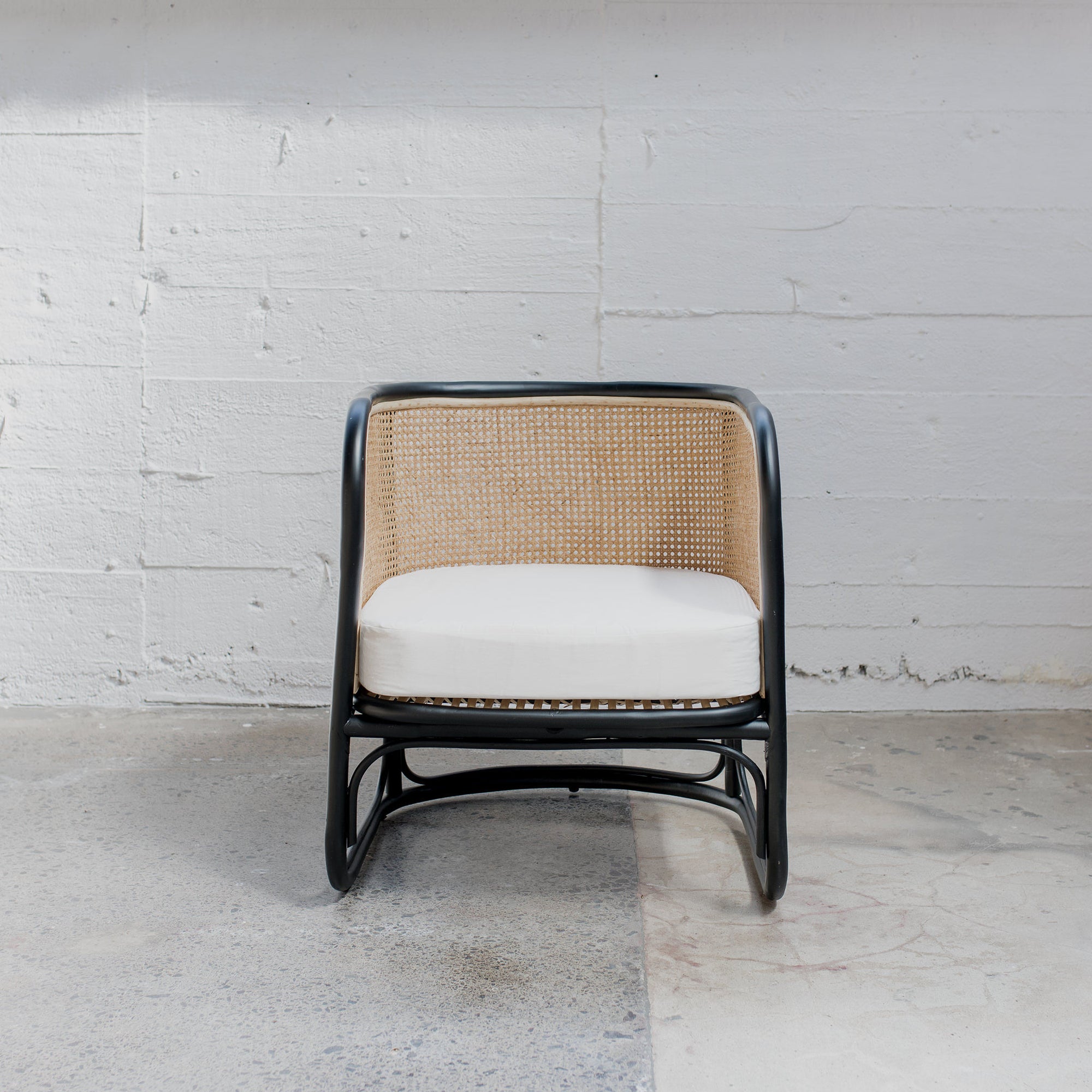 Rattan Curve Chair (black and natural)