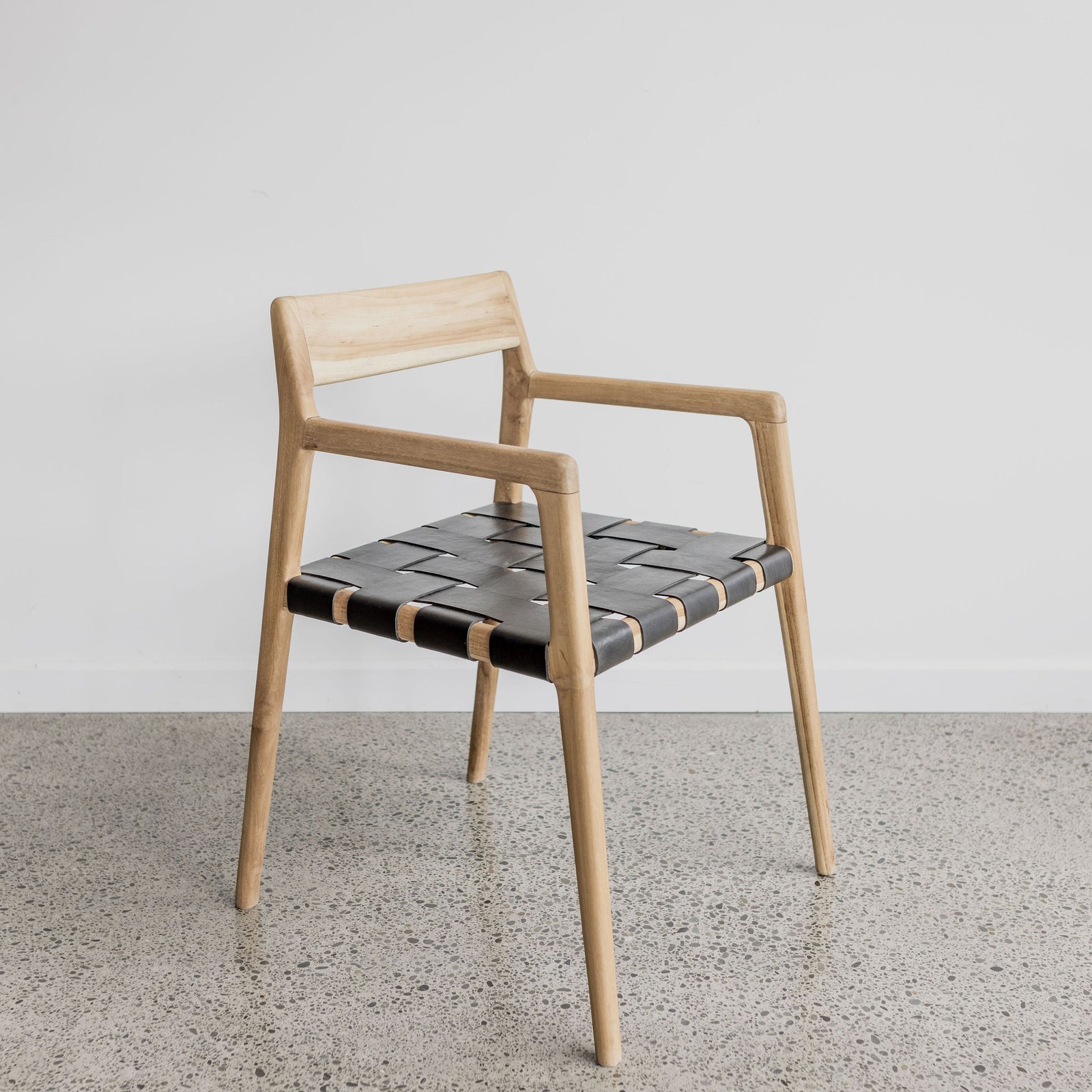 Serengeti Arm Chair (Black Leather, Natural Teak)