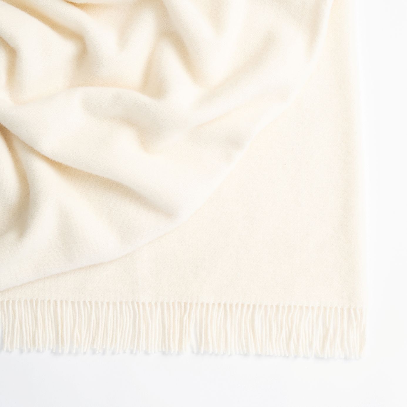 Lambswool Throw (Snow White)