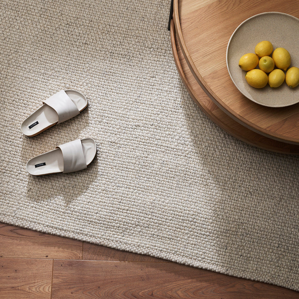 Nebraska Wool Floor Rug (Soft White)